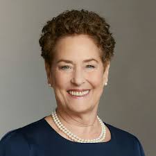 Debra Waldman's Instagram, Twitter & Facebook