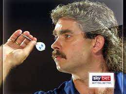 Jul 07, 2021 · our young hero sets out to follow him through the busy streets but, too far behind him, he gets lost in the souks where he will discover, in the back rooms of shops, the very particular hospitality of eastern traders. Steve Beaton Beats Rob Cross For The Second Year Running At The Worldgrandprixdarts The Bronzed Adonis Has Still Got It Sky Bet Scoopnest