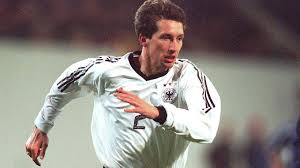 Frank baumann was born on august 28, 1957 in switzerland. Matthias Ginter Ist Der 900 Nationalspieler Dfb Deutscher Fussball Bund E V