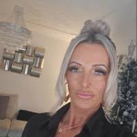 40+ "Helen Dodds" profiles