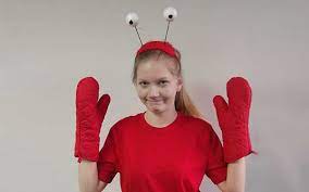 Diy Lobster Crab Costume Maskerix Com Lobster Costume Crab Costume Costume Accessories Diy