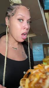 Margaritaville food review… s/n it be ya own kidss😒 • #foodreview  #_sacha_fierce