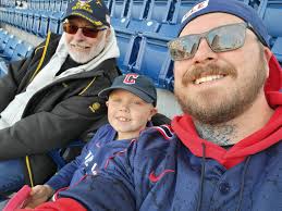 A little league, bad news bears home run! You can't make this up!!! 😁😁