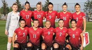 Equipe pro féminine de l'olympique lyonnais : En Vedette Football Sports Football Feminin Amical La Turquie Bat La Moldavie 2 A 0 Football Feminin Football Ligue Arabe