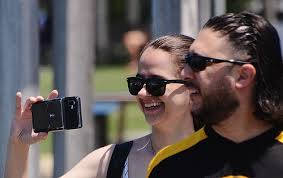 Story Telling Photos