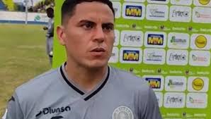 Mauro Ortíz presenta su primera “queja” en su debut con Motagua