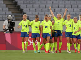 La selección femenina de fútbol de suecia (en sueco sveriges damlandslag i fotboll) es el equipo representativo del país en las competiciones oficiales de fútbol femenino. Sfqanqtmu 0uem