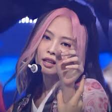 On Twitter Jennie Have 3 Different Hair Colors In This Comeback With Different Styles Jennie Kim Slayed