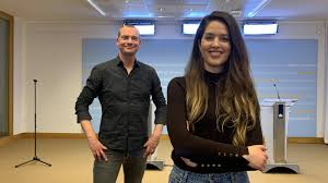 Videos you watch may be added to the tv's watch history and influence tv recommendations. Rutte En De Jonge Staan Kinderen Te Woord Op Kinderpersconferentie Nos