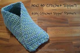 Easy crochet slippers for beginners via crochetdreamz. How To Crochet Slippers Easy Crochet Slipper Pattern Stuckathomemom Com