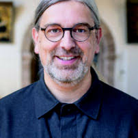 AnsprechpartnerInnen