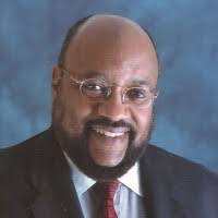 Elwyn Lee's Instagram, Twitter & Facebook