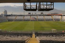 Every time a colorado rockies player hits a homerun the fountain shoots a spray of water high in the air. A Cordilheira Vista De Dentro Do Estadio Monumental Colo Colo Bild Von Museo De Colo Colo Santiago Tripadvisor