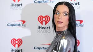 American Idol Alum Disses Katy Perrys Song, OK