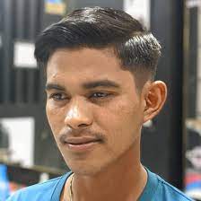 Potong rambut sendiri di rumah bukan lagi menjadi perkara sulit asalkan kamu tahu tips yang tepat khawatir potong rambut sendiri di rumah? Fauzan Barbershop Home Facebook