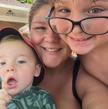 Where to buy local seafood, to cook at home, at a reasonable price?