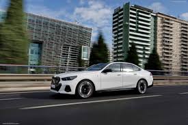 Image result for Alpine White 2024 i5