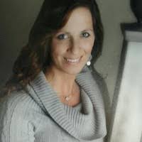 Angela Mooneyham's Instagram, Twitter & Facebook