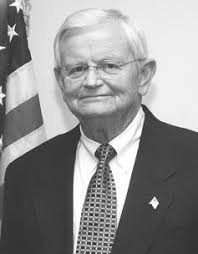 Traffic mishap led to arrests of seven illegals, one local citizen