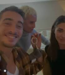 Vuol dire che è rimasta incinta tre mesi dopo aver conosciuto de martino. Belen Rodriguez Incinta Di Antonino Spinalbese E Al Terzo Mese Foto Donnapop