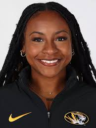 Rogers Sets Top-10 Men's Indoor Mile Time in Program History at Missouri  Invitational