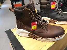 Ayakkabı, bot ve kıyafet alışverişi için her zaman en iyisi. Naufalantezem On Twitter Sesiapa Peminat Kasut Timberland Tu Bolehlah Singgah Johor Premium Outlet Sale Habis Habisan Harga Dari Rm 7 8 Ratus Jadi Rm 100 200 Lebih Je Https T Co Vcqct3c0r5