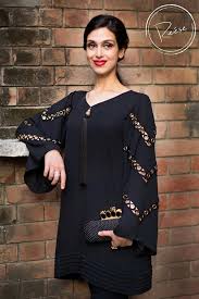 Pin By Rishu Chopra On Indian Women Suit Stylish Dresses Fashion Clothes Women Pakistani Dresses Casual