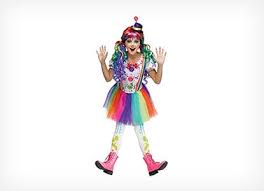 These clothes should be large and colorful, typical of clowns. 26 Kids Clown Costumes That Are Mostly Not Creepy At All Mostly Toy Notes