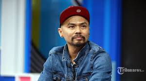 Isu wendi cagur meninggal dunia beredar pesar di platfrom facebook dan tiktok, jumat (9/7/2021). Akhirnya Wendi Cagur Blak Blakan Soal Alasan Ia Didepak Dari Ovj Bela Teman Hingga Pengakuan Uus Tribunnews Com Mobile