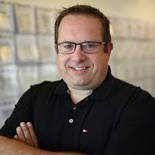 Eric Essary (@EricEssary37)