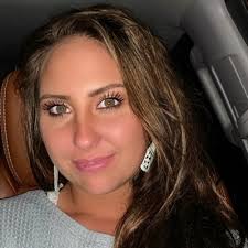 Kate Flora (@katenellll)