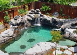Swimmingpool Design Wasserfall Steine Naturlich Look Friede Holz Design Friede Holz Nat Cool Swimming Pools Small Backyard Pools Small Pool Design