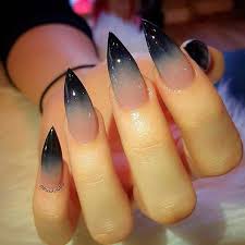 Black And Orange Halloween Nails 2020 23 Devilishly Good Nail Art Ideas To Try This Halloween In 2020 Goth Nails Halloween Nails Easy Halloween Nail Designs