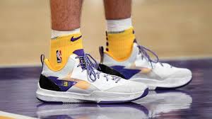 Kobe Bryant Warning Lonzo Ball About Sneakers