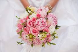 Are we to a point where this is actually acceptable as long as they don't look. Silk Flowers Or Fresh Flowers For Your Wedding The Crescent Beach Club
