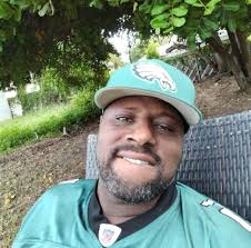 UPDATE: The 7-11 Robber has been identified and is in federal custody.  Justin Farley, 43yo, was arrested and charged with grand theft and burglary  for a different burglary at Circle K, 1598