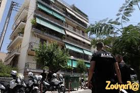 Μετά την καταγγελία γειτόνισσας του ζευγαριού στη δάφνη, ότι ειδοποίησε την αστυνομία 19 ημέρες πριν το έγκλημα χωρίς οι αστυνομικοί που έφτασαν στο σημείο να κάνουν τον παραμικρό έλεγχο. 4e95imadlcdtlm