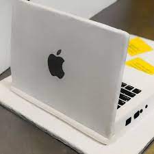 Beautiful cakes and creative cake designs from all over the world. Flo Bakery A Delicate Design Of A Macbook Laptop Cake Facebook
