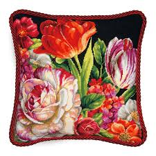 Ces kits proposent diverses fournitures pour restaurer vos fauteuils, chaises et sièges : Dimensions Kit Coussin En Tapisserie Sur Canevas Bouquet Sur Fond Noir Dimensions Kits Boutique Broderie Du Monde