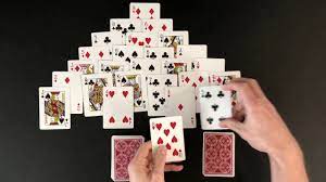 How to play solitaire for kids. How To Play Pyramid Solitaire Youtube