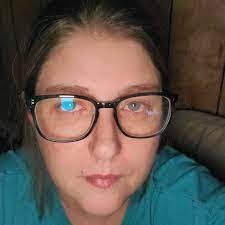 Marilyn Redwine's Instagram, Twitter & Facebook