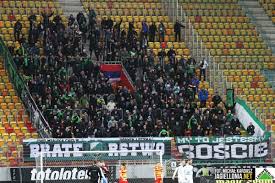 Московский хулиган (the moscow hooligan) — the browncoats. Na Stadionach Komisjo Ligi Posluchajcie Glosu Publiki Legionisci Com