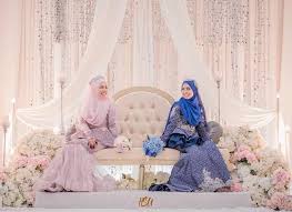 Baju pengantin telah kutanggalkan dini hari jenuh awan nan kelabu berakhir di ujung. Butik Pengantin Nada Bridal Menyediakan Pakej Perkahwinan Yang Eksklusif Cantik Dan Murah Untuk Raja Sehari