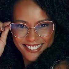 Você falou: criatividade? Temos! ✨, Essa campanha é cheia de ritmo e tem  rima pra dar e vender. Claro que @arizona.global fez de tudo pra transmitir  todo o carisma da @taisdeverdade e das ...