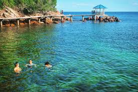 Pulau salah namo atau diartikan salah nama ini memiliki air laut jernih berwarna hijau kebiruan. Cruzer Pulau Pandang Dan Pulau Salah Nama Dua Pulau Pamungkas Di Selat Malaka