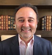 Dr. Kami Hoss, The Super Dentists co-founder and CEO, talks to Fox 11 Los  Angeles's Hal Eisner Journalist about how avoiding dental care during the  pandemic is not a good idea. Dr.