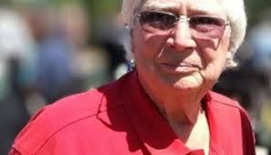 Lynne Snow's Instagram, Twitter & Facebook