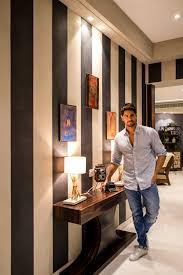 Finally Sid Gets Some Me Time Vicky kaushal, sidharth malhotra, karan johar, neha dhupia, angad bedi and a few other celebs joined katrina kaif at her house for christmas celebrations. finally sid gets some me time