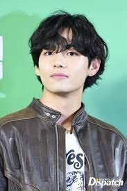 KIM TAEHYUNG : 🔸 Top 1