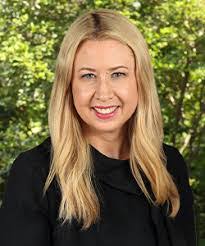 Lisa Monahan's Instagram, Twitter & Facebook